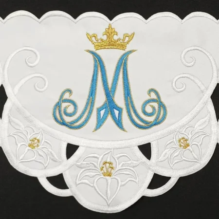 OBRUSY I NAKRYCIA OŁTARZOWE